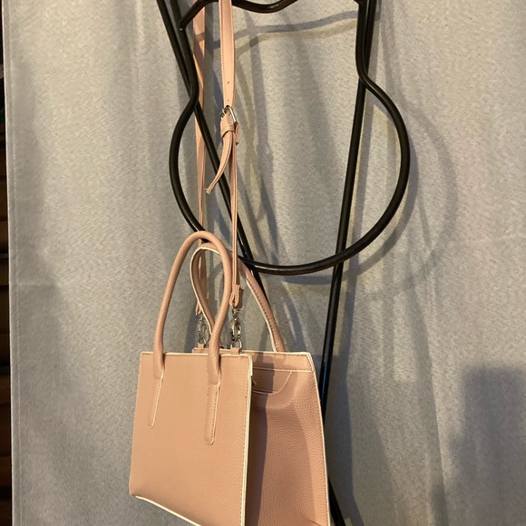 Women’s Nautica Soft pastel pink purse/handbag - Picture 6 of 7
